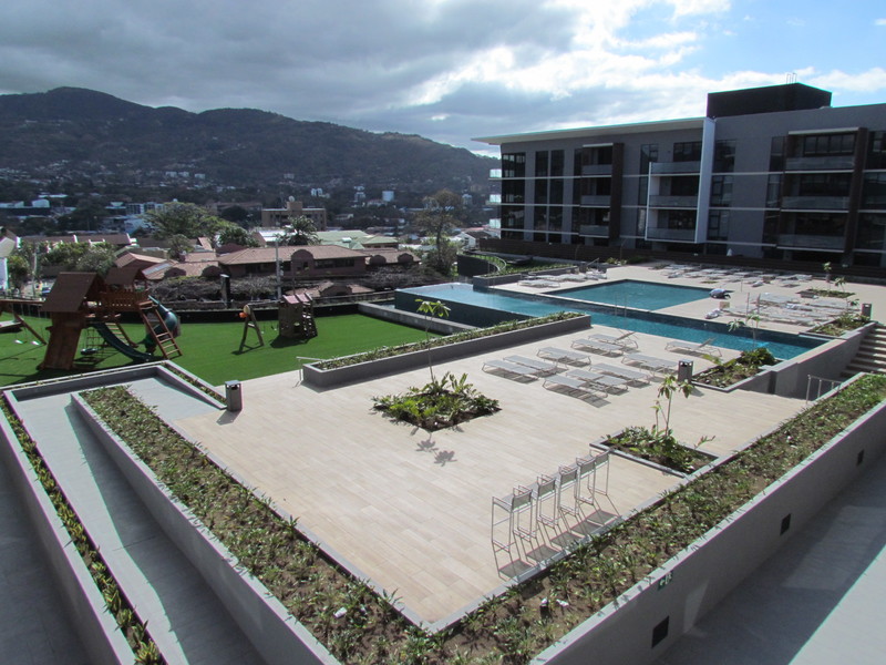 Living in Escazú Village